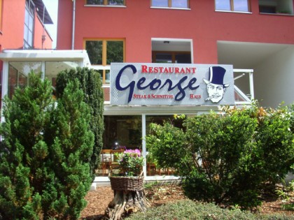 照片: George